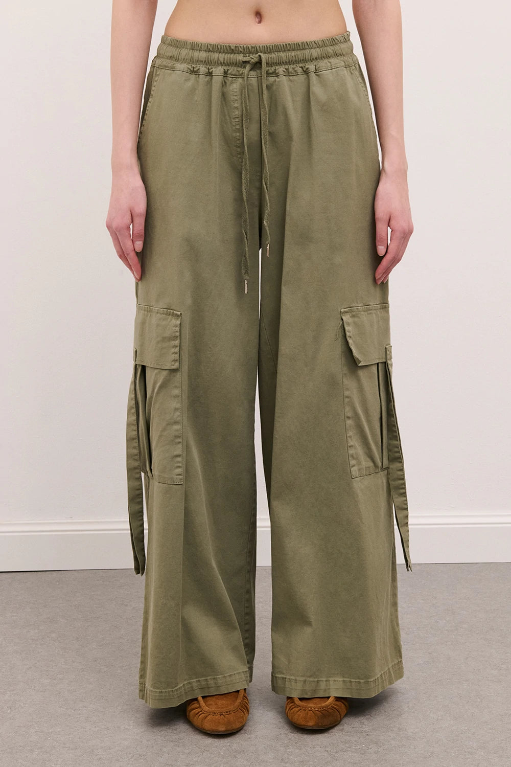 PANTALONE CON TASCHE TWO WAY