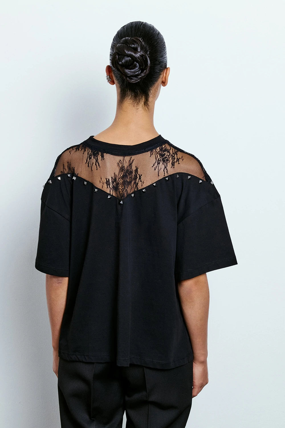 T-SHIRT INSERTO PIZZO CON BORCHIE
