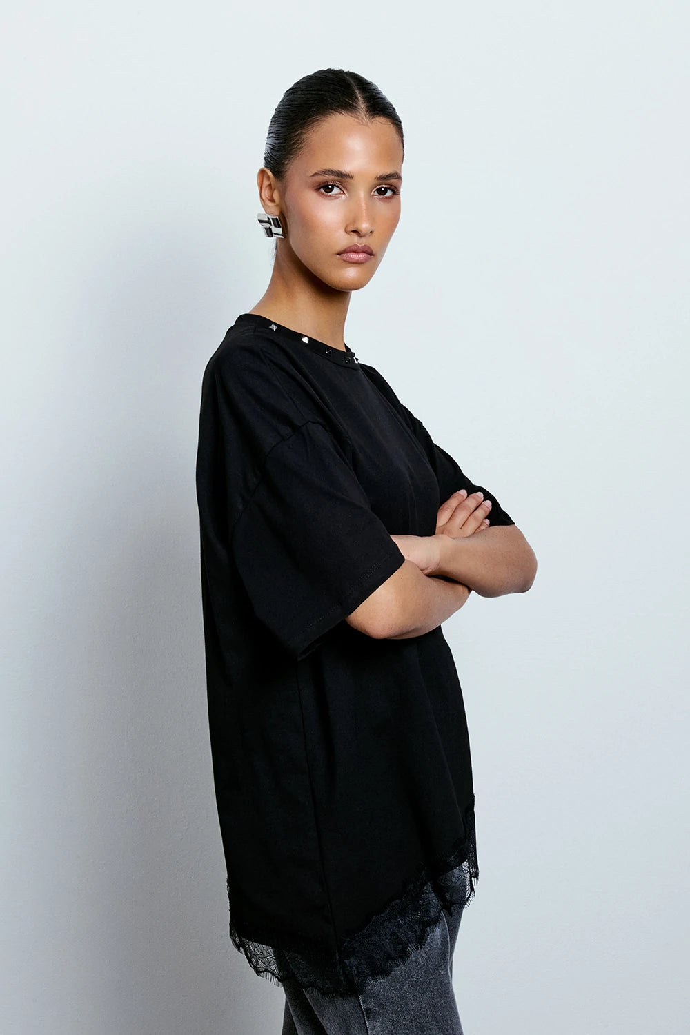 T-SHIRT ASIMMETRICA INSERTO PIZZO